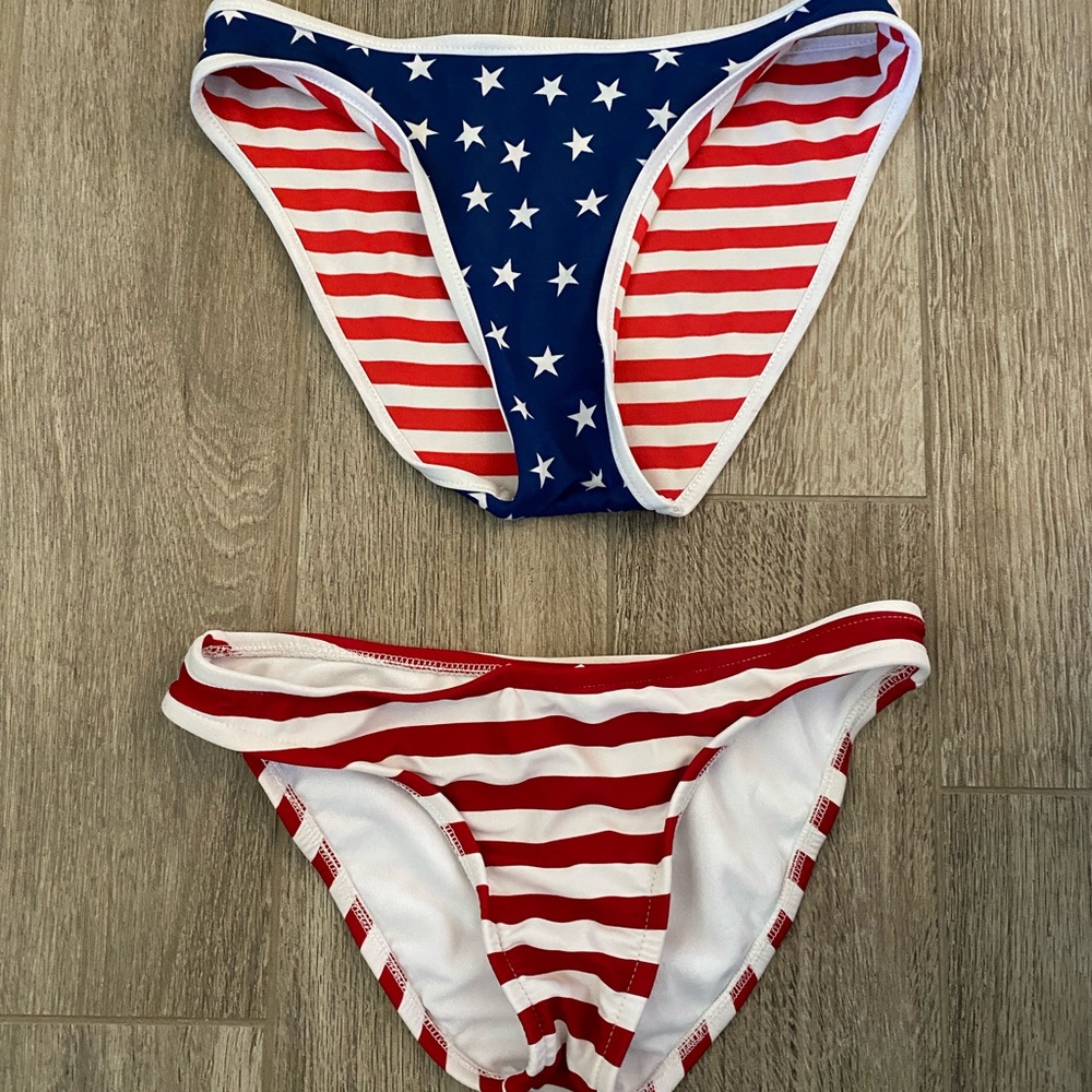 Medium-Large Women’s Patriotic Swim Bottoms